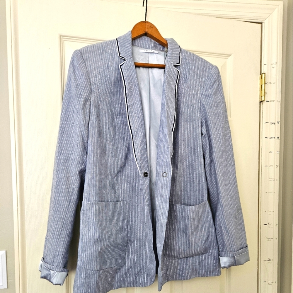 Tahari blue classic strip blazer